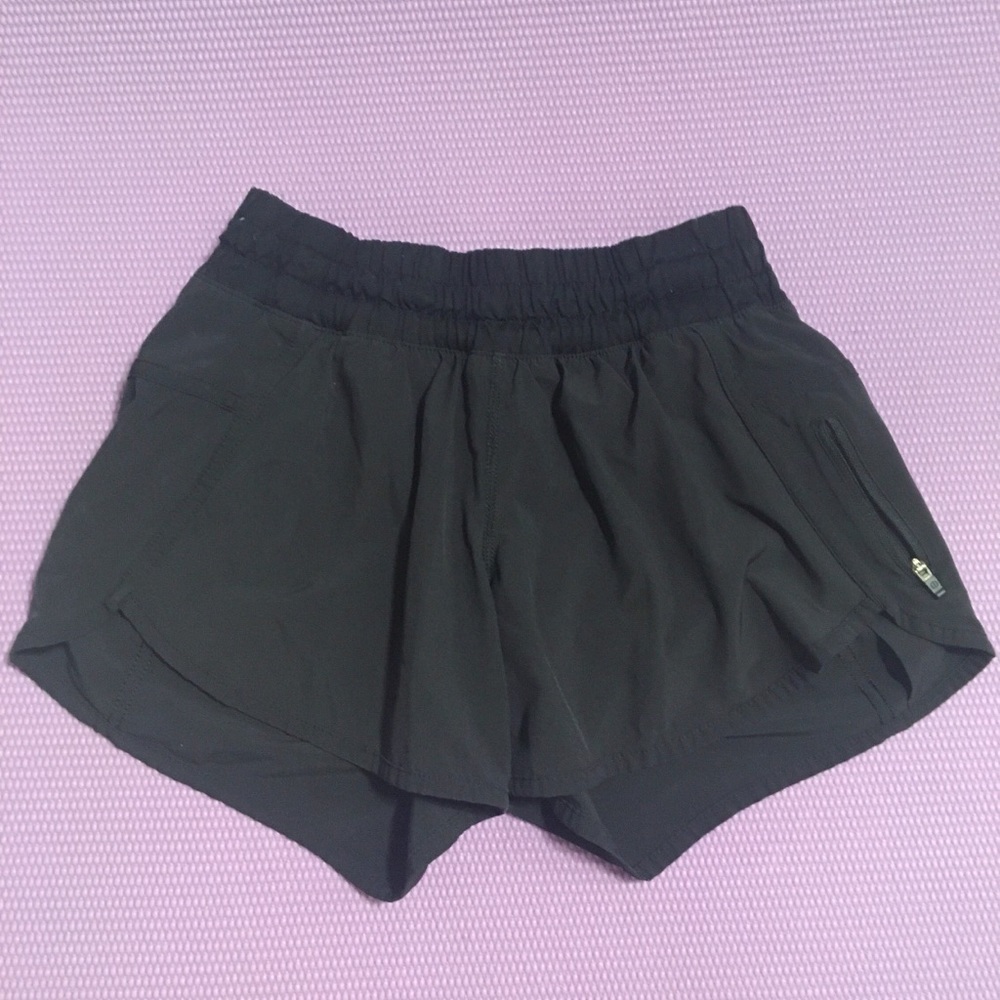Lululemon Tracker shorts